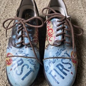 ICON Blue and Red Artistic Graphic Design Golf Walking Women Shoes Size 8